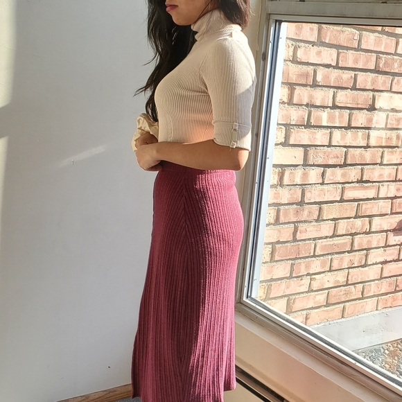 Turtleneck Sweater XS - Picture 6 of 6